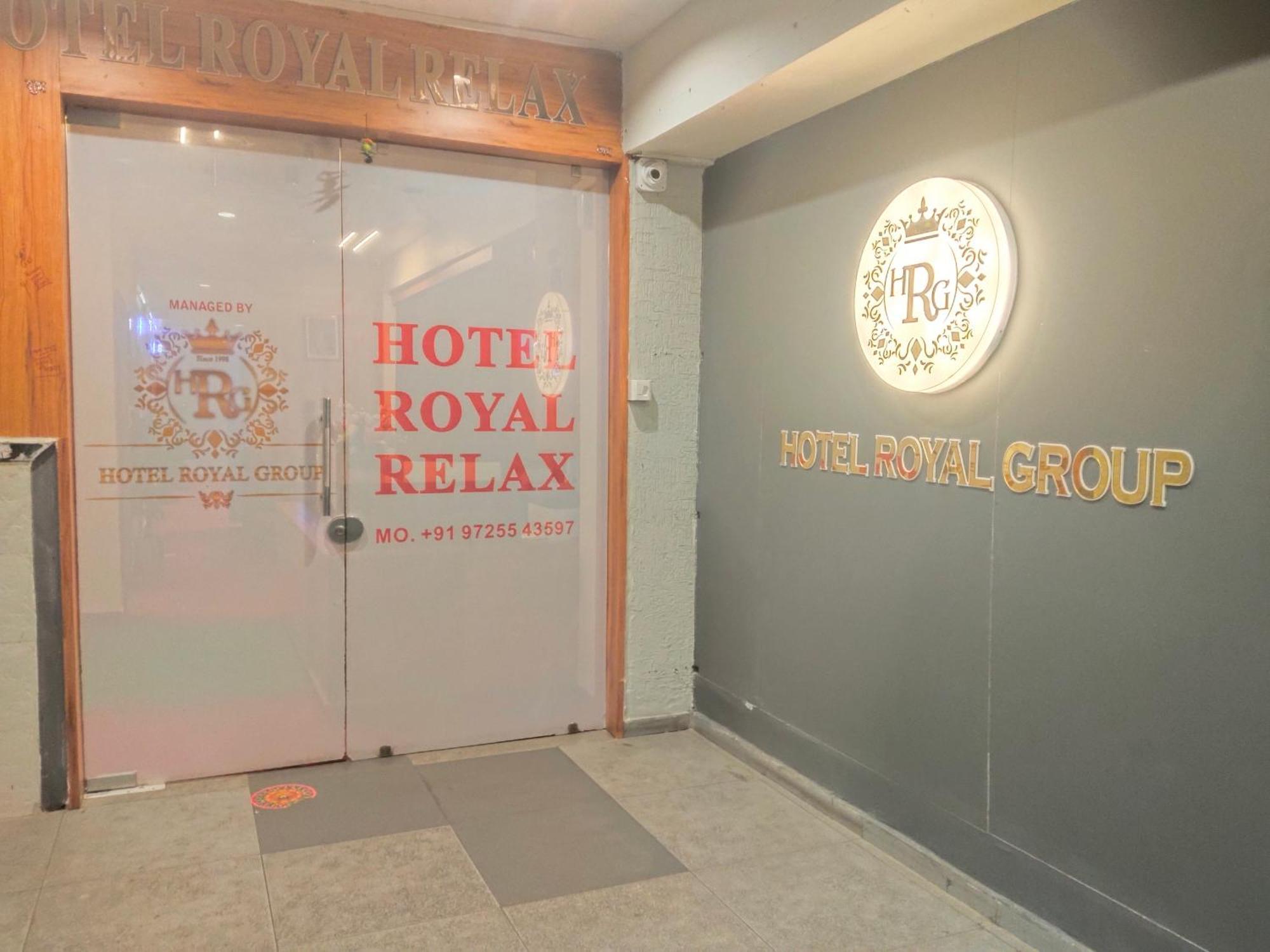 Hotel Royal Relax Gandhinagar Buitenkant foto